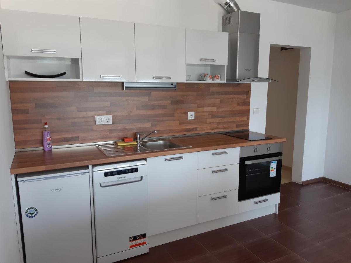 קיטן Aparthotel Romance מראה חיצוני תמונה