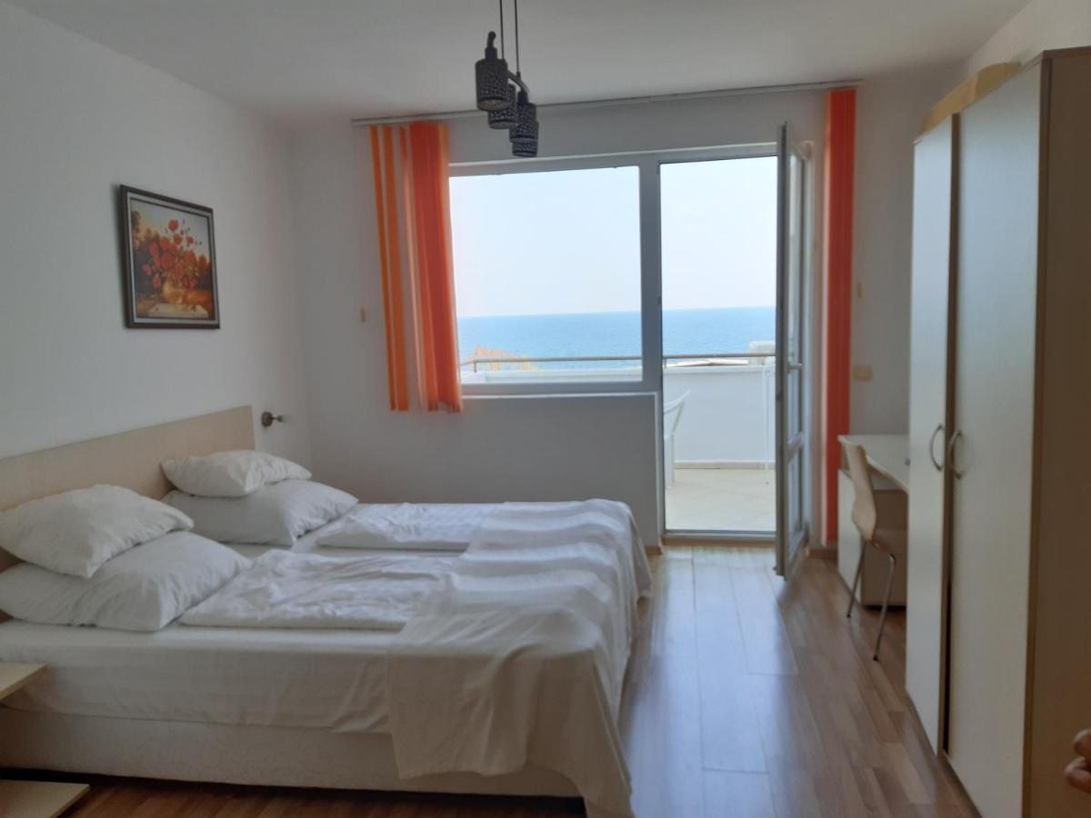 קיטן Aparthotel Romance מראה חיצוני תמונה