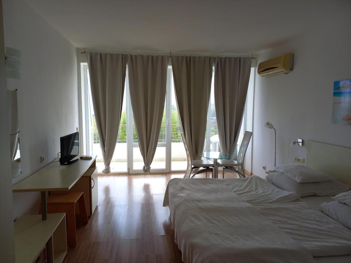 קיטן Aparthotel Romance מראה חיצוני תמונה