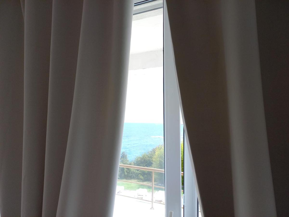 קיטן Aparthotel Romance מראה חיצוני תמונה